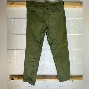 Eddie Bauer Men’s Pants - Size 32x30 - Olive Green